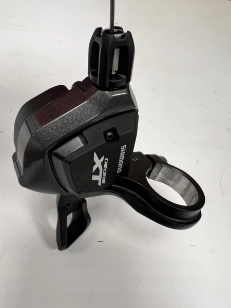 Dźwignia przerzutki 3rz lewa Shimano XT 8000 z obejmą bez wskaźnika (2)